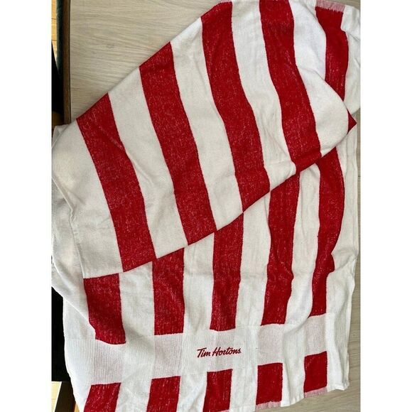 New Tim Hortons Large Beach Pool Bath Towel 26 1/2” x 52” - Picture 2 of 3